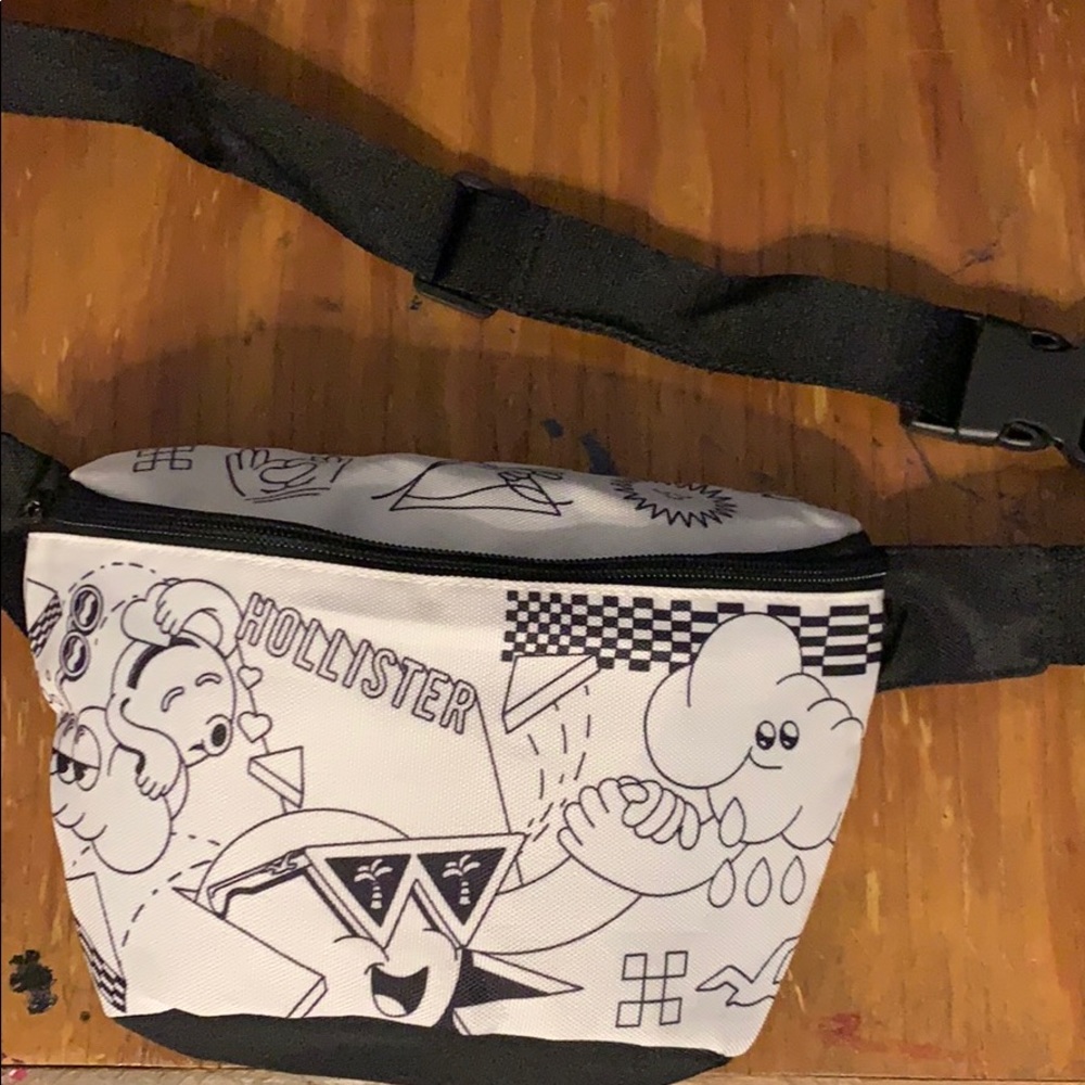 Limited-Edition Hollister Fanny Pack
